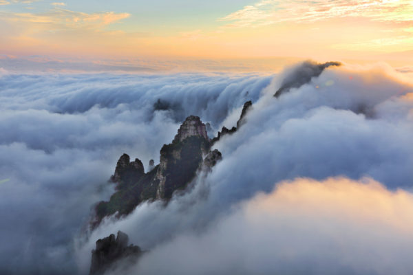 “太行之首北方奇山”四季白石山摄影大展征稿