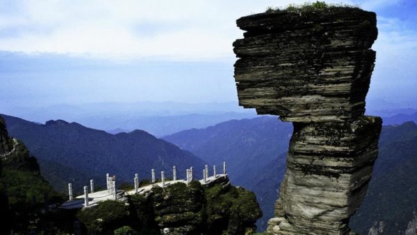 2016首届贵州（铜仁）国际天然饮用水博览会 “好水贵天然·汇聚梵净山”全国水主题摄影大赛征稿